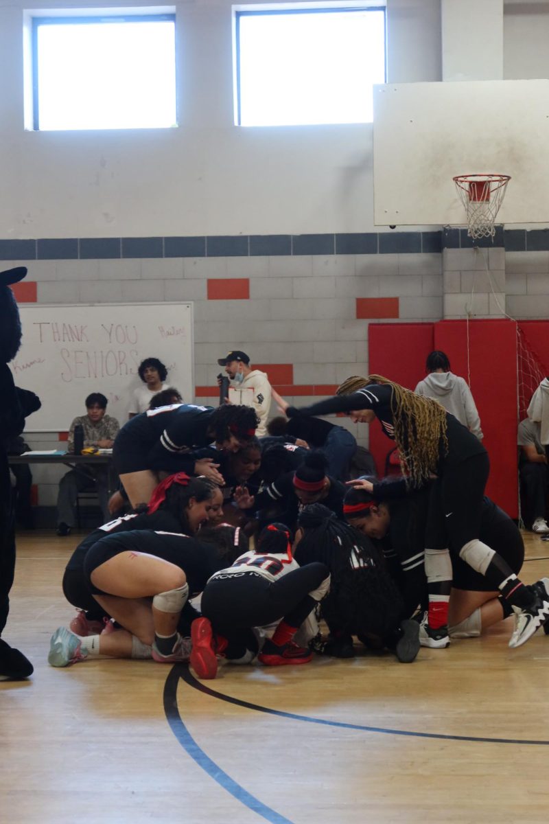 Fannie Lou woman's volleyball Before Game time